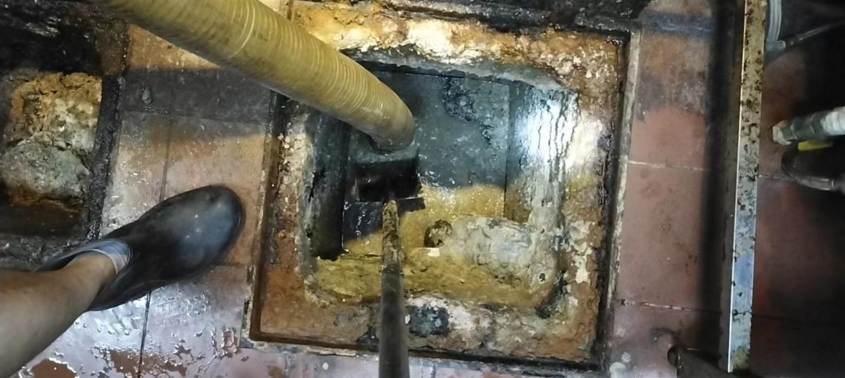 白云矿区污水池清理一般都有毒气，怎么预防中毒呢？