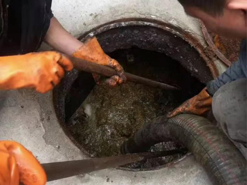 白云矿区化油池、化粪池清理要做哪些安全措施？